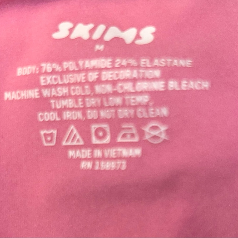 SKIMS Pink T-Shirt - Picture 3 of 3